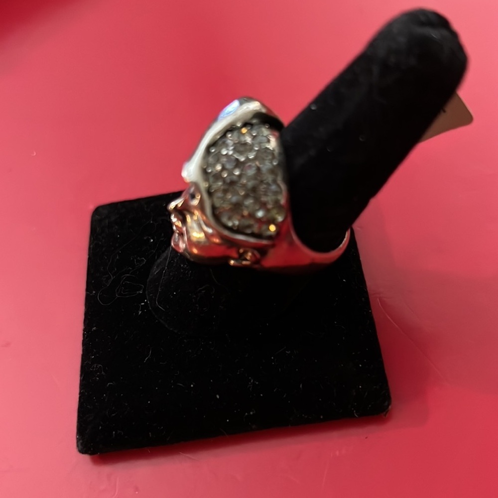 Beautiful Silver Face Rhinestone Ring - image 2